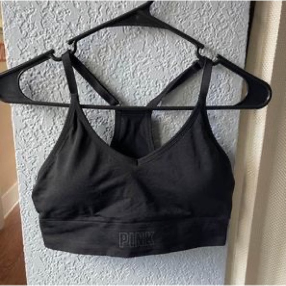 Victoria’s Secret Sports Bra Size M